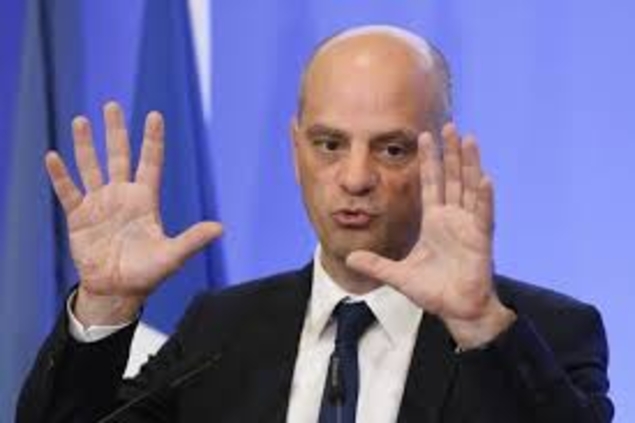 Blanquer se méprend sur les bugs des cours à distance