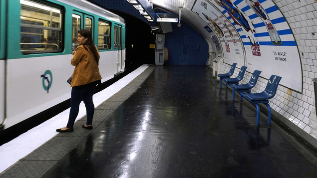 «Je suis musulman et je bute tous les cathos !» : armé d'un couteau, un homme interpellé à Paris