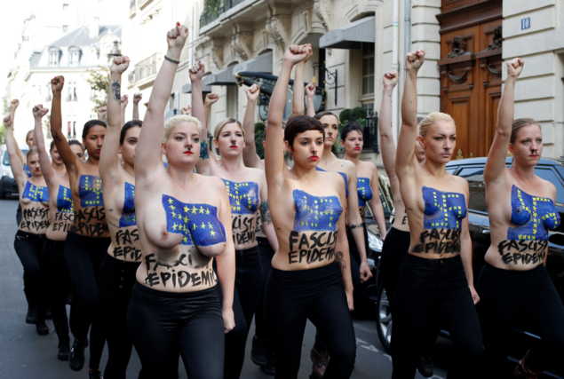 La porte parole de Valls est une femen ! 