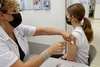 Quand un médecin refuse le vaccin aux adolescents...